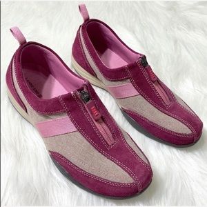 2/$20🌸 Lands End Berry Suede Zippered Sneakers